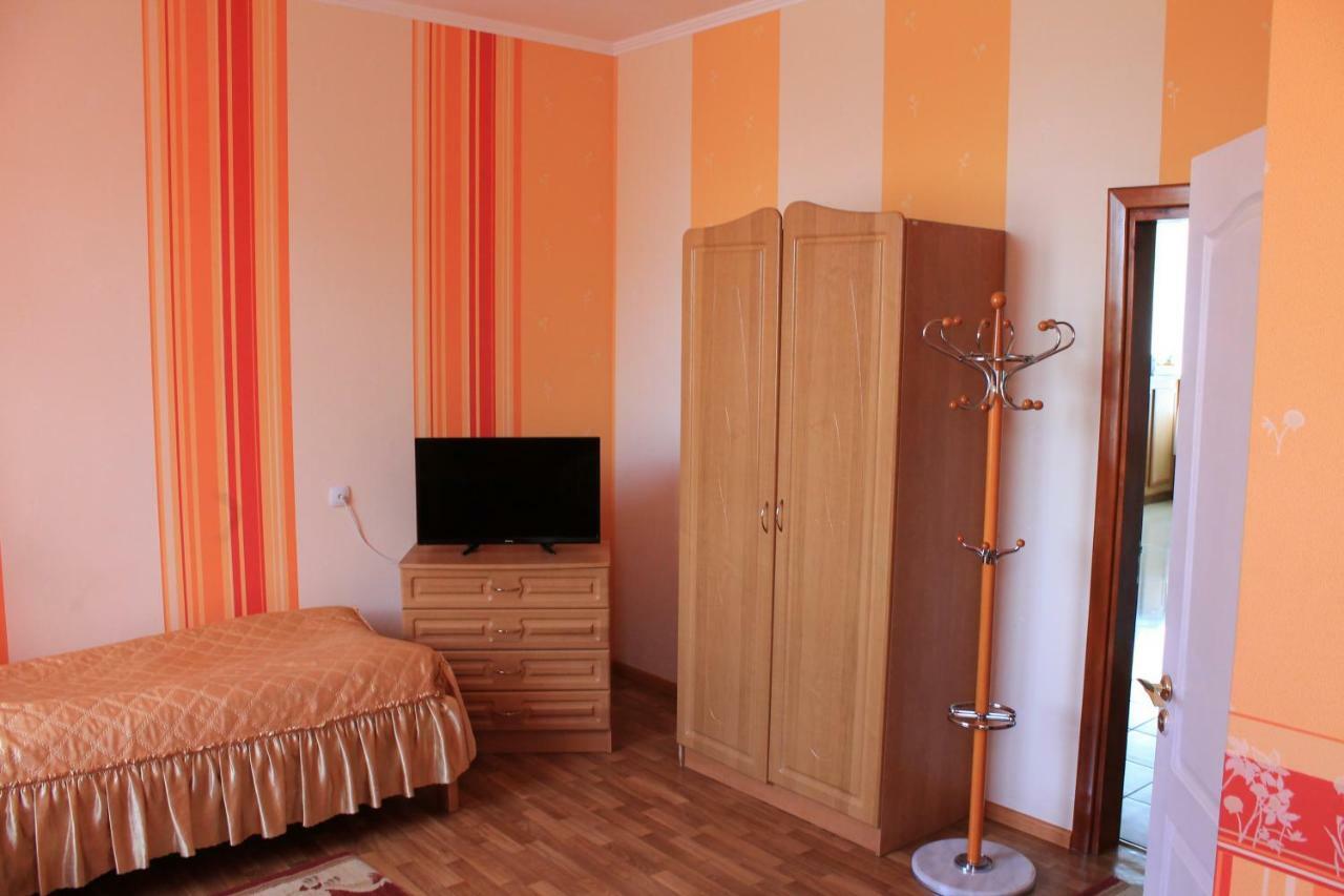 Kremin Hotel เกรเมอเนตส์ ภายนอก รูปภาพ