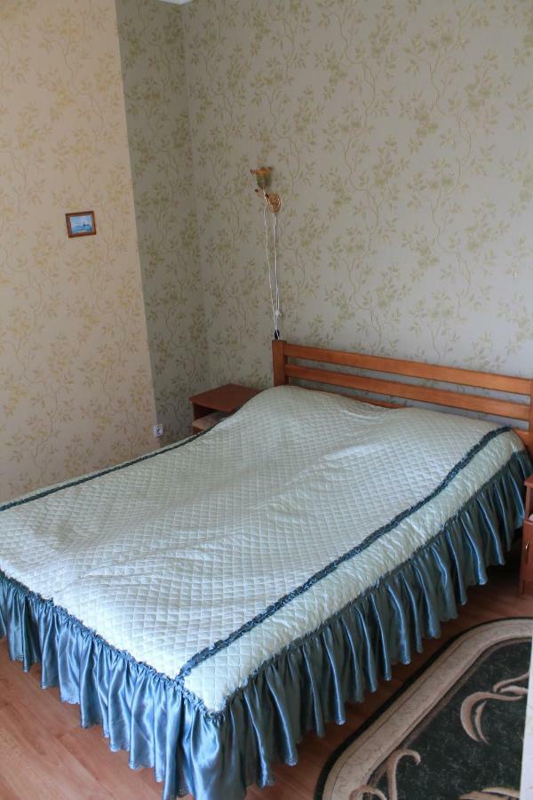 Kremin Hotel เกรเมอเนตส์ ภายนอก รูปภาพ